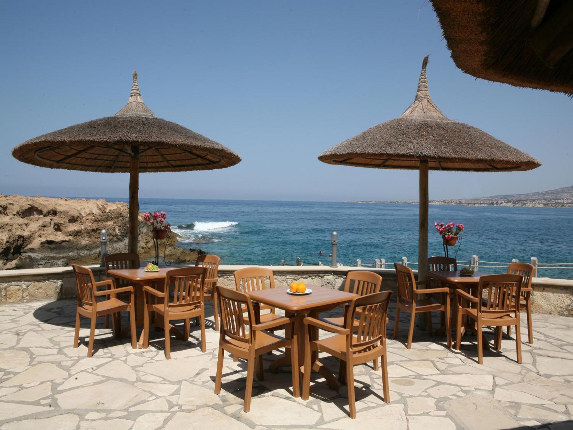 Cynthiana Beach Hotel Kissonerga Exterior foto